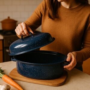 EUC Speckled Enamelware Blue Roasting Pan 12” x 8”